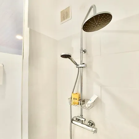 Ocean View 3 *